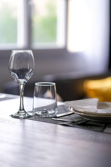 Apartament Le Black & White - 10 Min Orly, 3 Min Gare Juvisy Athis-Mons Zewnętrze zdjęcie